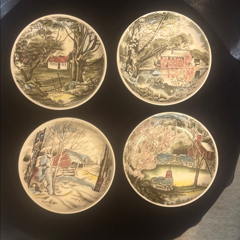 Vintage Johnson Brothers Scenic Plates - Multicolor